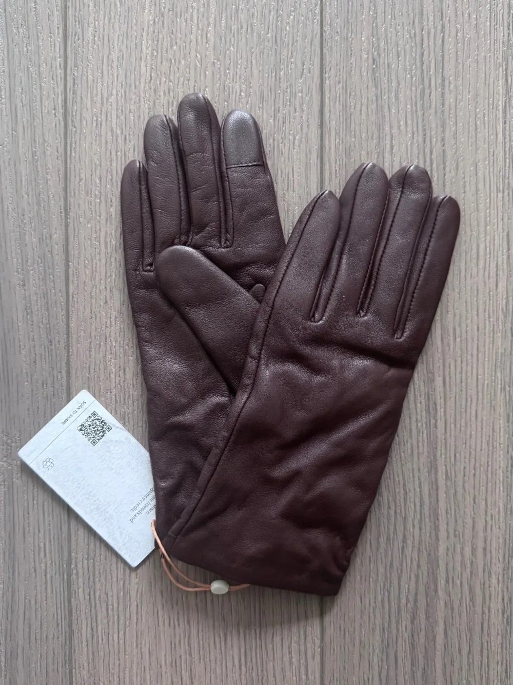 Quince leather cashmere-lined gloves size large